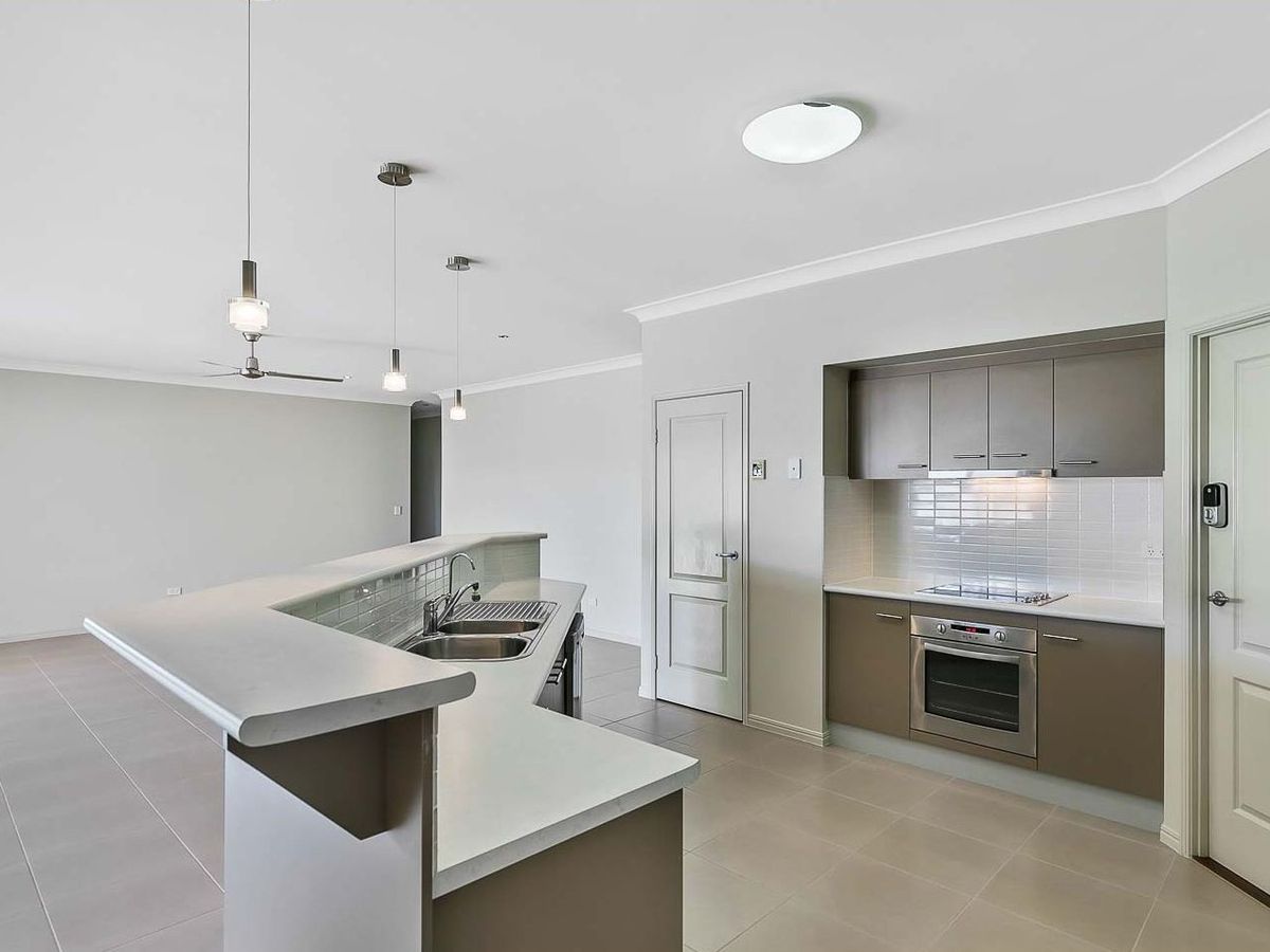 67 Long Street, Point Vernon