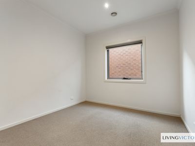 5 Laurence Way, Tarneit