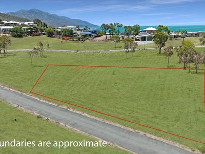 17 Arkhurst Road, Hideaway Bay