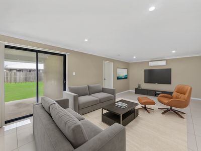1 / 12 Monarch Street, Rosewood
