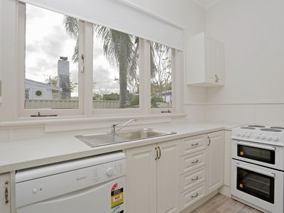 35 Boulder Avenue , Ascot