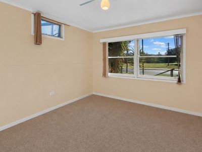 5 Field Street, Narooma