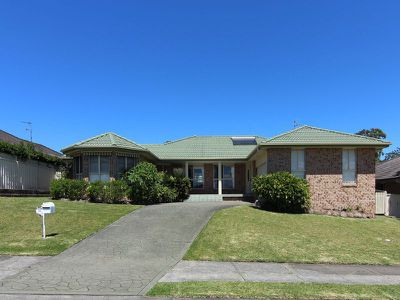 10 Akala Avenue, Forster
