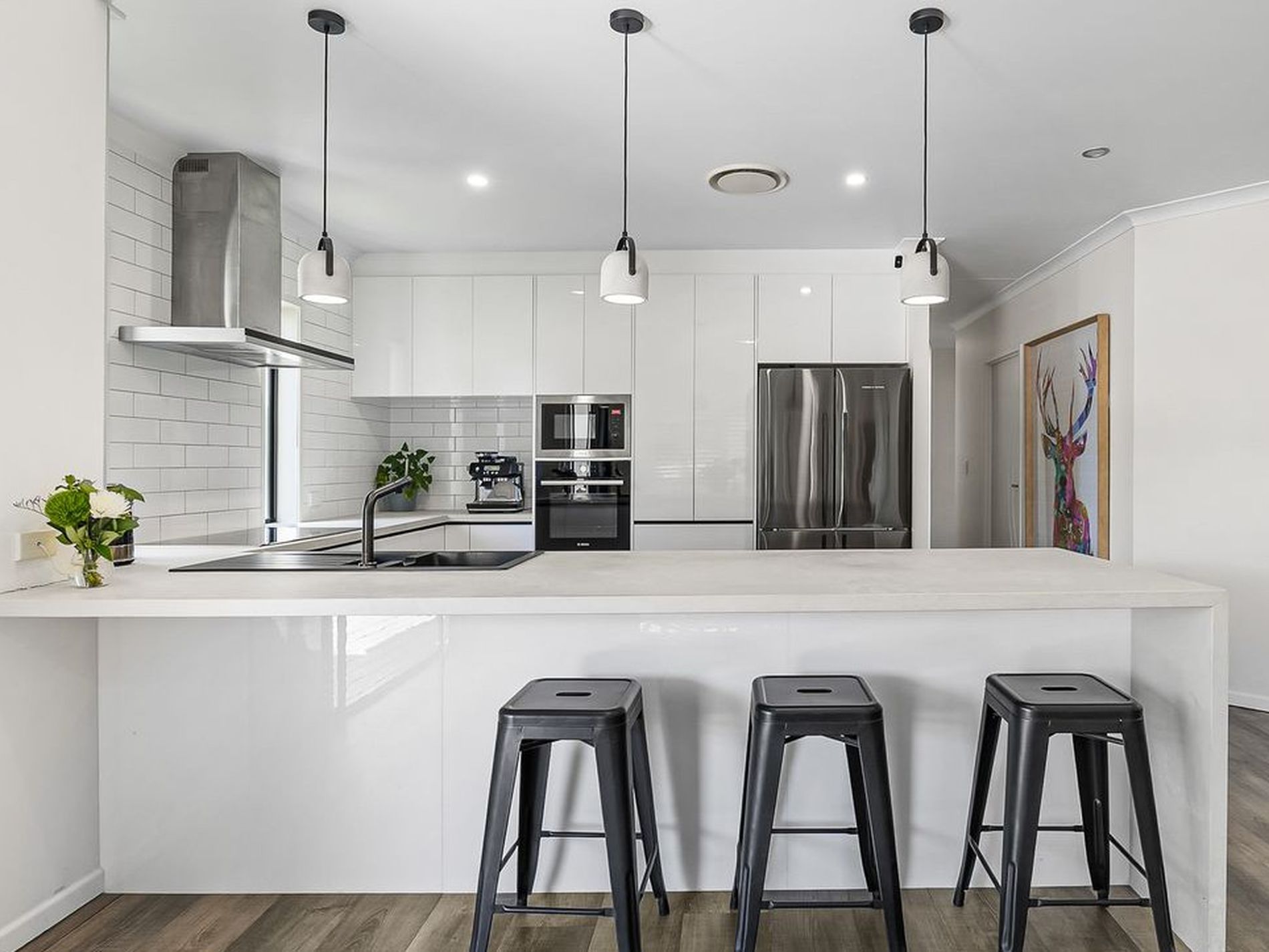 6 Melos Place, Parrearra