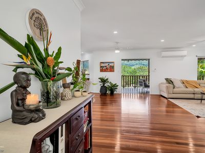 25 Timberlea Drive, Bentley Park