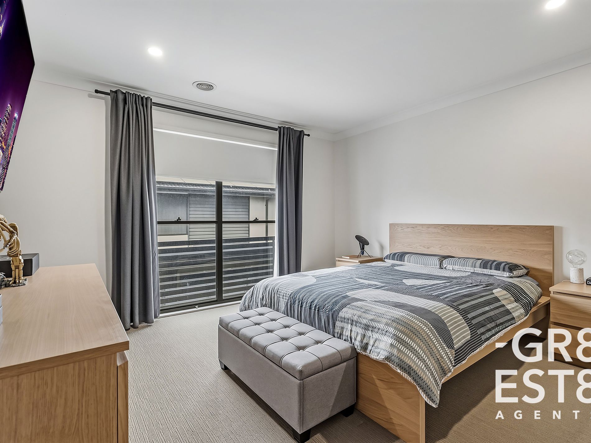 2 Nebula Lane, Cranbourne East
