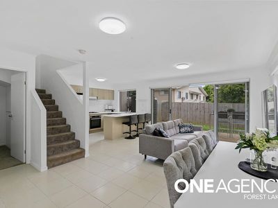 Unit 8 / 2 Grandly St, Doolandella