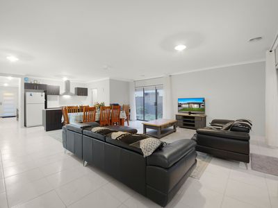 33 Cromarty Crescent, Kalkallo