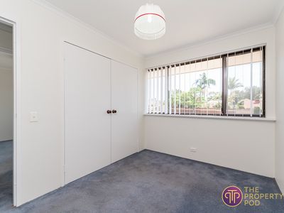 12 Mercer Road, Riverton