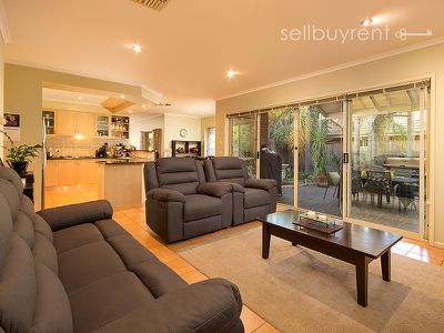 1 AVONDALE DRIVE, Wodonga