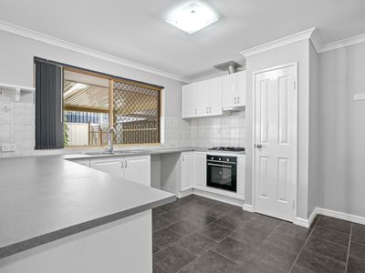 30 CUMBERLAND WAY, Waikiki
