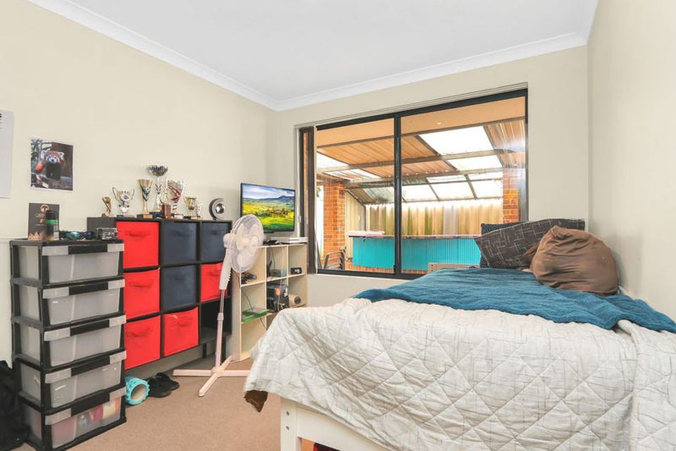 6 Coorong Turn , Warnbro
