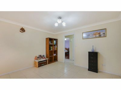 105 Oak Crescent, Narromine