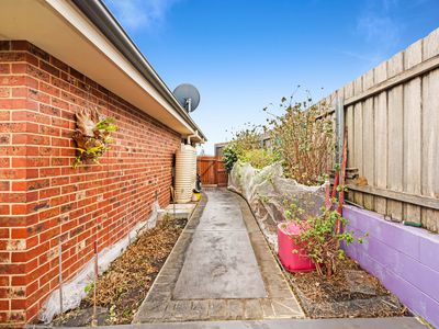 2 / 273 Westbury Road, Prospect