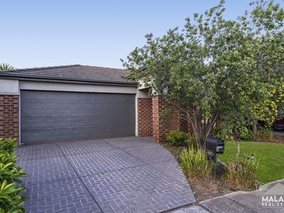 4 Jonah Parade, Deer Park