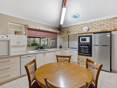 1 Stone Court, Kardinya