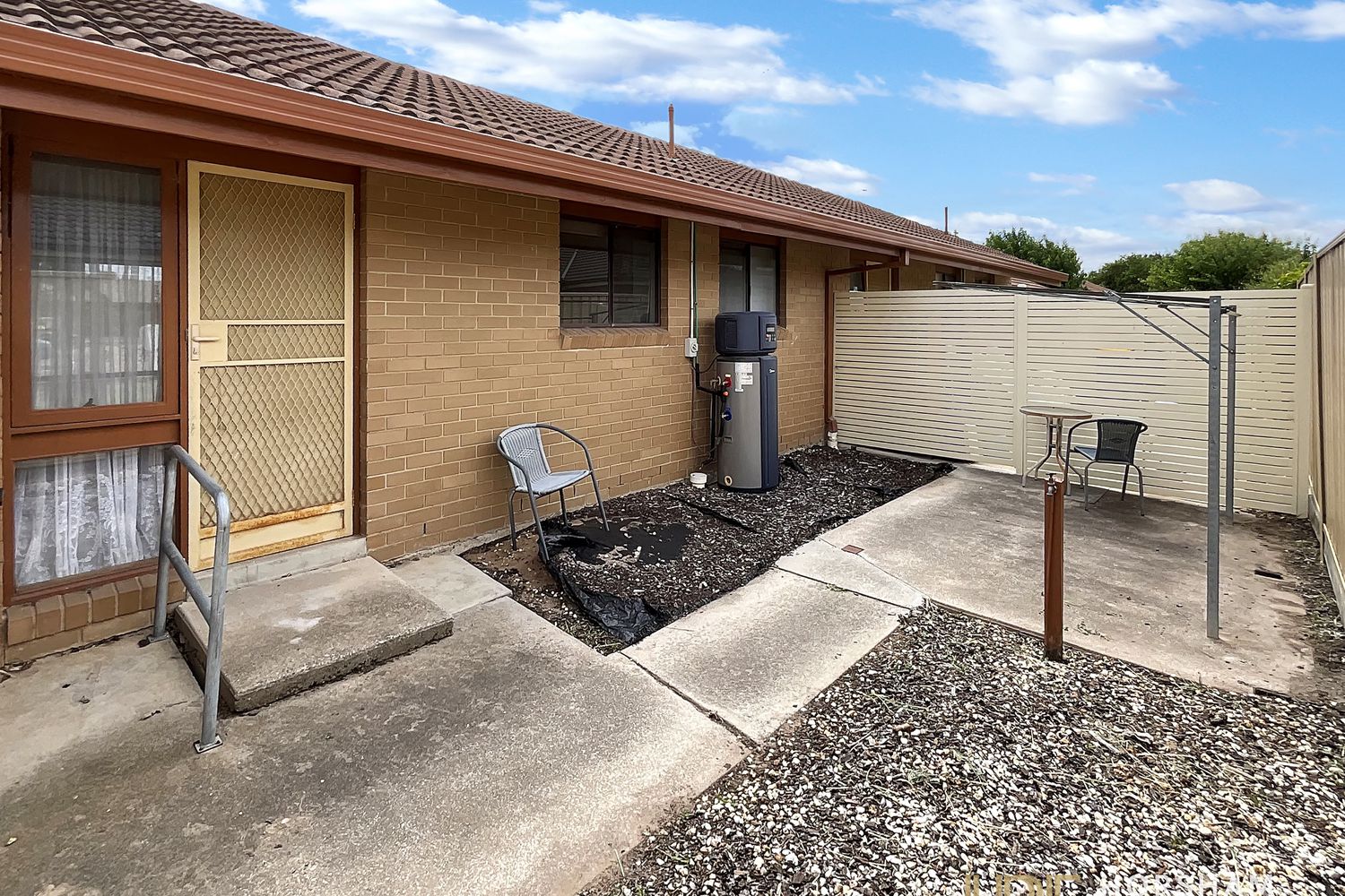 13 Shalom Place, Horsham