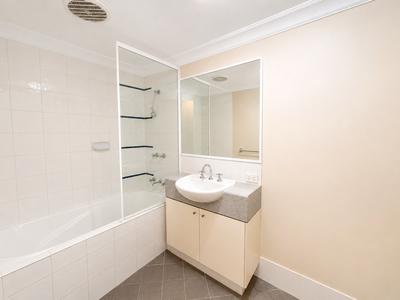 7 / 7 Bronte Street, East Perth