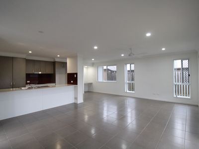 37A Hughes Road East, Dakabin