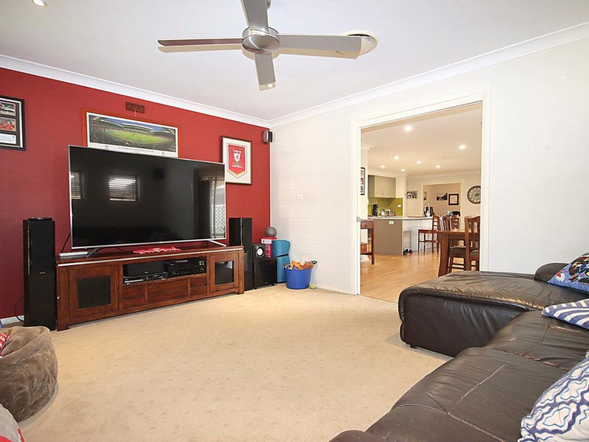 11 Broughton Circuit, Tanilba Bay, Tanilba Bay - Thumbnail 6