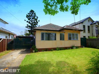 16 Sixth Avenue, Condell Park