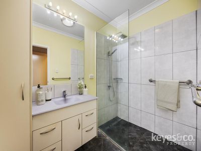 2 / 25 Anderson Street, Railway Estate