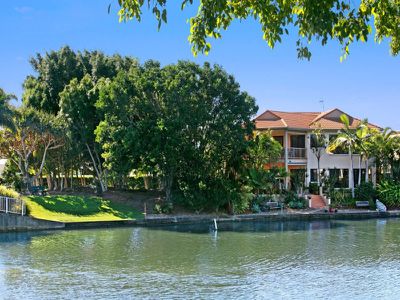 4 Masthead Quay, Noosa Waters