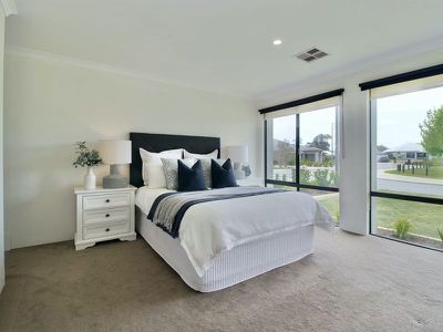 10 Whinhill Loop , Baldivis