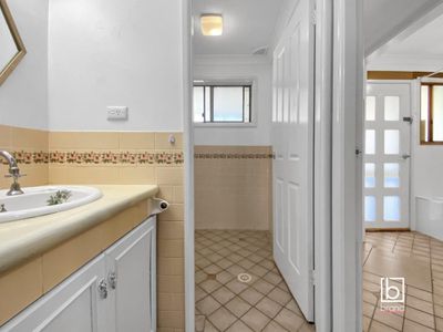 68 Robson Avenue, Gorokan