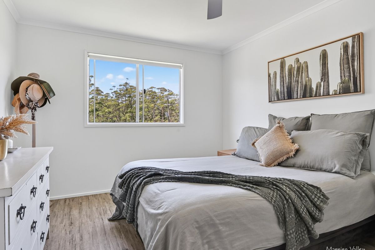 322 Hubbards Road North, Topi Topi