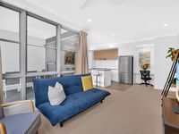 48 / 3031 The Boulevard, Carrara