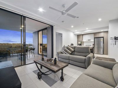 1045 / 123 Cavendish Road, Coorparoo