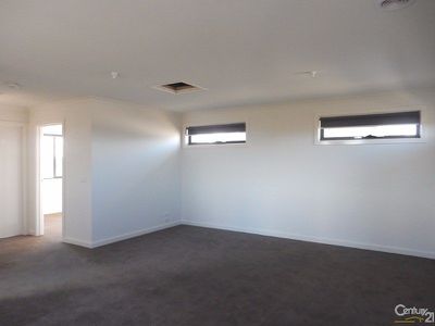 20 Banjo Circuit, Lynbrook