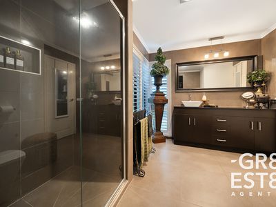 22  Beauford Avenue , Narre Warren South