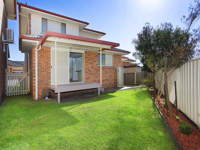 4 / 37 Addison Avenue, Lake Illawarra