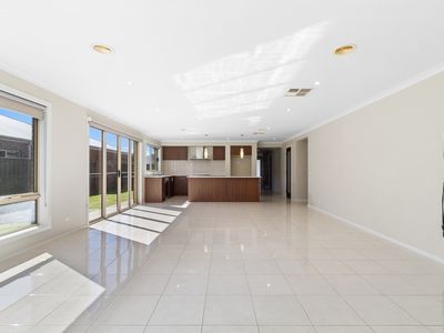 12 Relph Avenue, Sale