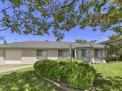 13 Sheldon Crescent, Orange