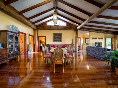 486 Davis Road, Jiggi