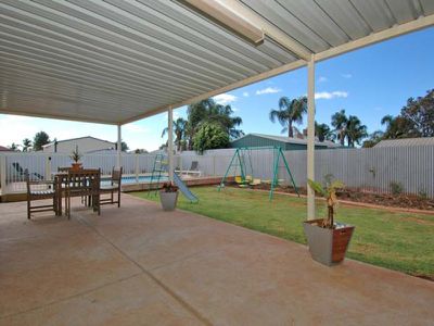 42 Trevaskis Street, Kalgoorlie