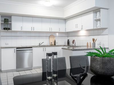 16 / 110 Mounts Bay Road, Perth