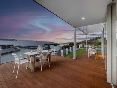 335 Highcliff Road, Highcliff