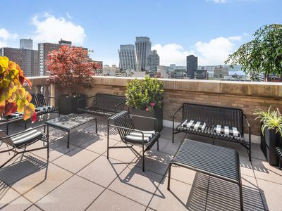 unit 14b / 365 West 20th Street, Manhattan, NY, International