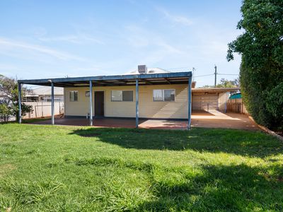 111 Campbell Street, Lamington