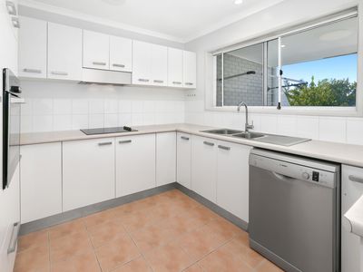8 / 8 Victor Street, Alexandra Headland