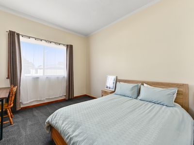 49 Fifth Street , Millicent