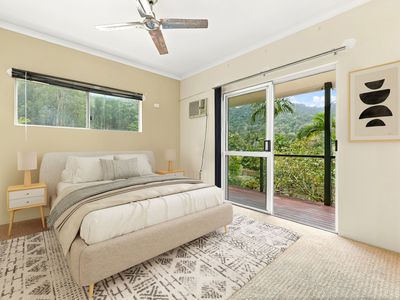 7 McCarthy Close, Brinsmead