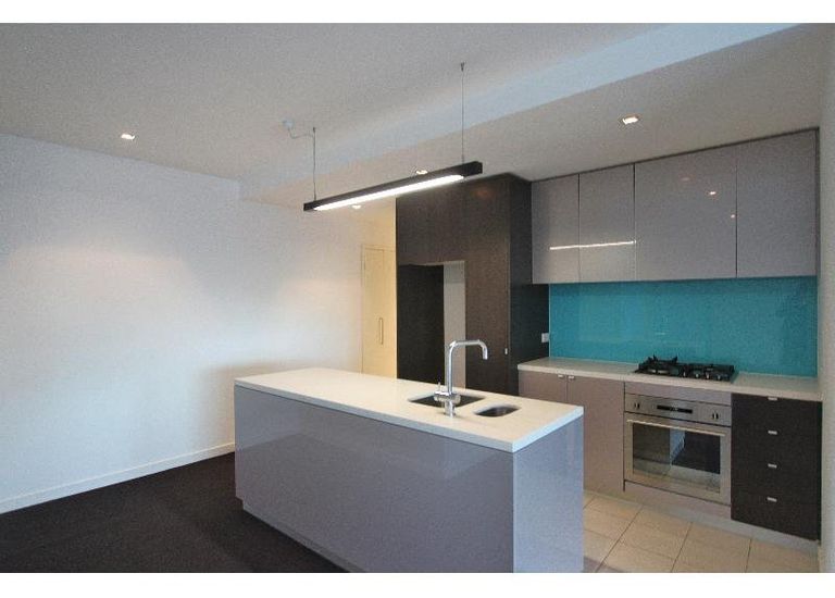 403 / 200 Toorak Road, South Yarra