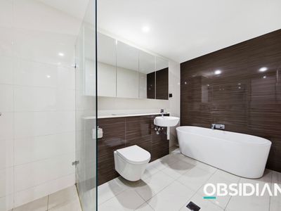 127 / 28 Ferntree Place , Epping