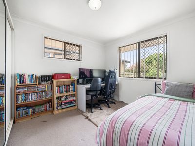 14 Maree Court, Centenary Heights