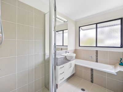 1 / 21 Tewantin Road, Cooroy